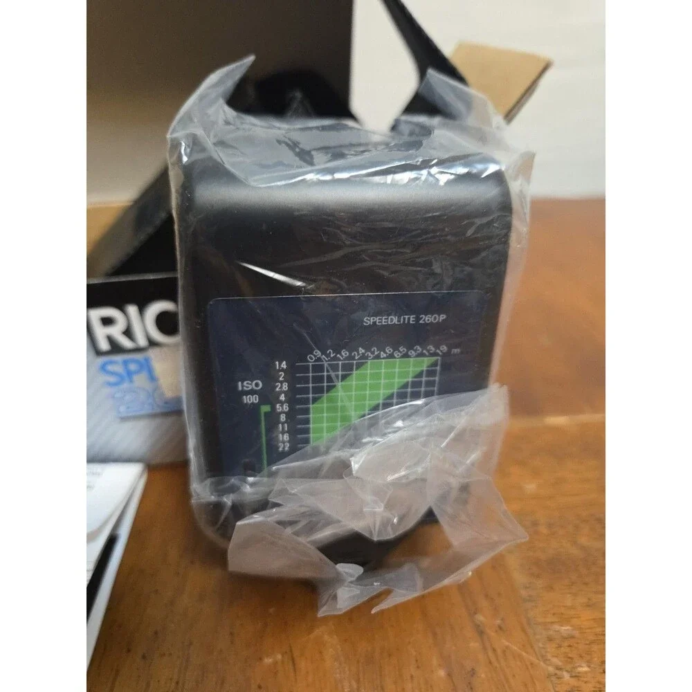 Ricoh Speedlite 260P Automatic TTL Camera Flash New NIB Vintage